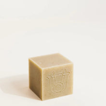 Load image into Gallery viewer, Paca Botánica Soap in Immortal - Antioxidant-Rich Rhassoul Clay + Frankincense