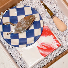 Load image into Gallery viewer, Shellfish Gift Box